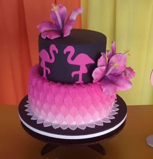 Bolo flamingo preto e rosa